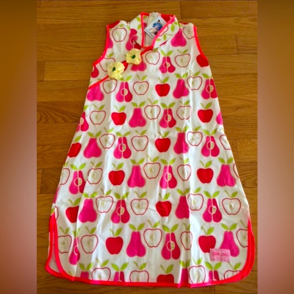 NWT! BRAND NEW Bumwear Dress (4 YR)